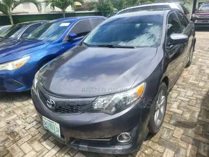 Toyota Camry 2014 Gray