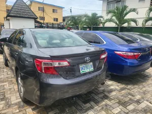 Toyota Camry 2014 Gray
