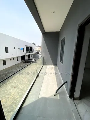 4bdrm Duplex in Ikota for sale