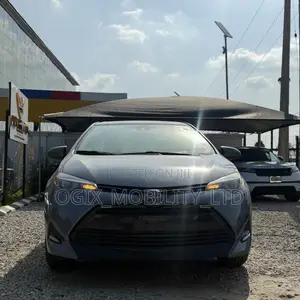 Toyota Corolla 2017 Gray