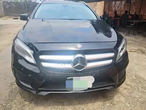 Mercedes-Benz GLA 250 2015 Black