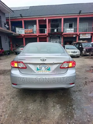 Toyota Corolla 2013 Silver