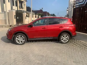 Toyota RAV4 2014 Red