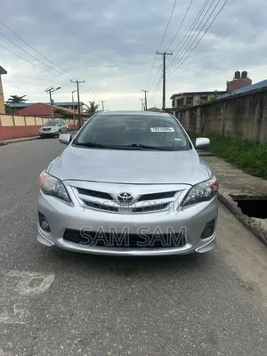 Toyota Corolla 2013 Silver