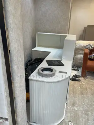 Receptionist Table