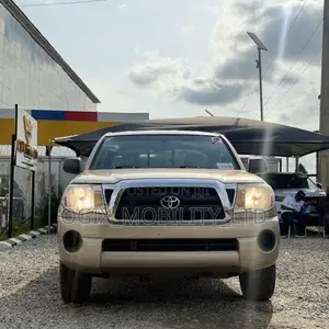 Toyota Tacoma 2006 Gold