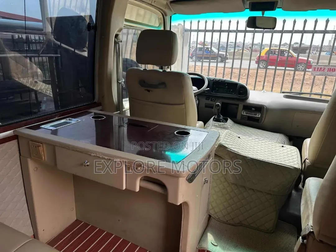 Toyota Coaster 2011 Gold
