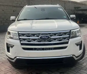 Ford Explorer Limited AWD 2019 White