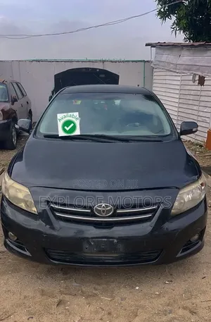 Toyota Corolla 2010 Black
