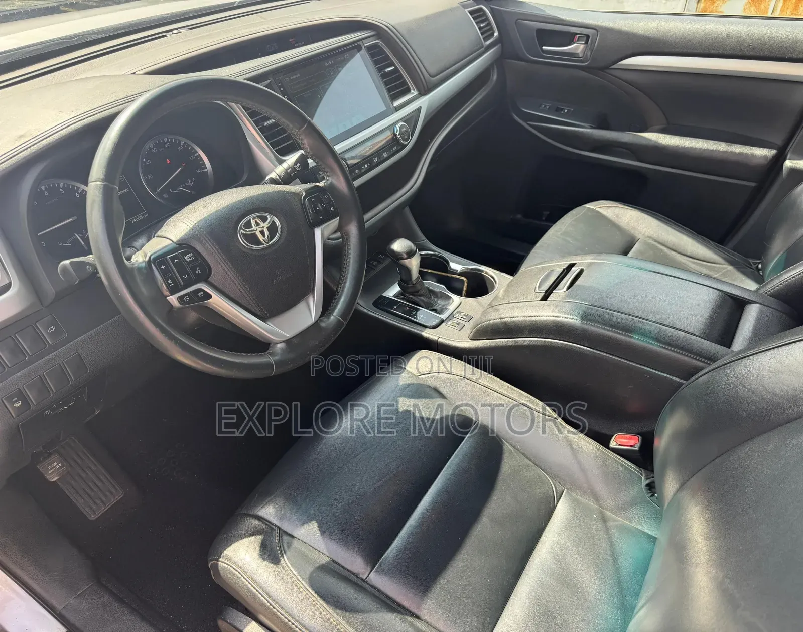 Toyota Highlander 2017 Silver