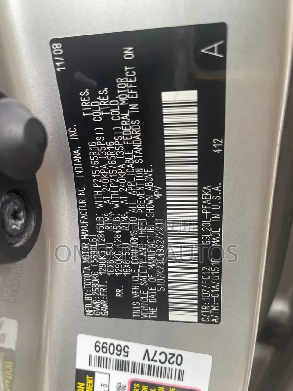 Toyota Sienna LE 2009 Silver