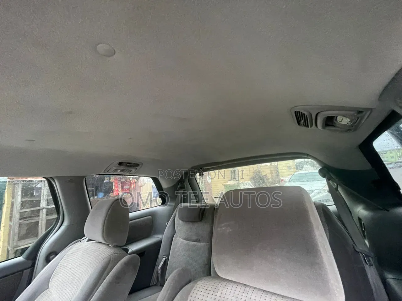 Toyota Sienna LE 2009 Silver