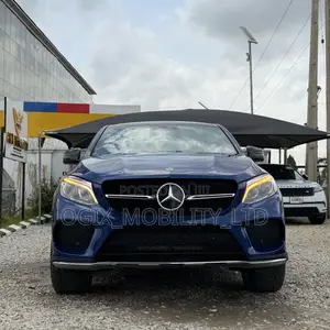 Mercedes-Benz GLE-Class 2019 Blue