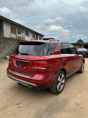 Mercedes-Benz GLE-Class 2015 Burgundy