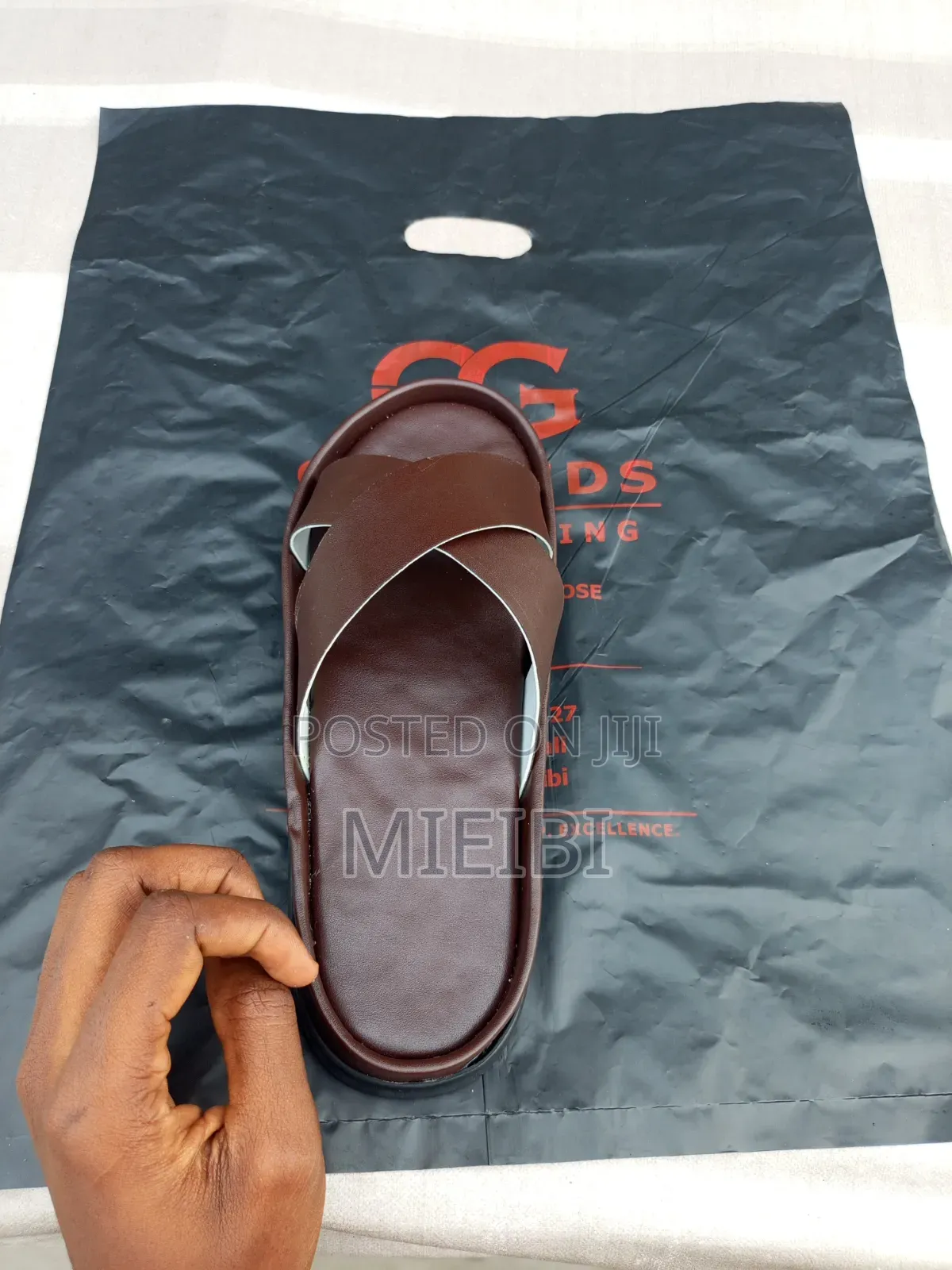 Zara Slides
