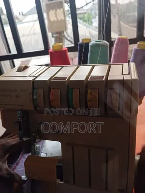 4 Threads Table Top Industrial Weaving and Sewing Machine 55