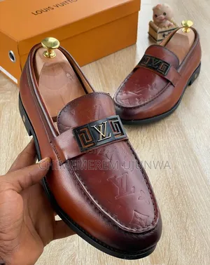 Luxury Lv Flat Shoe