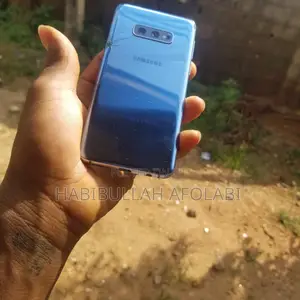 Samsung Galaxy S10e 128 GB Blue