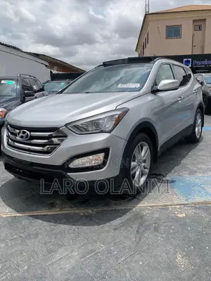 Hyundai Santa Fe 2014 Silver