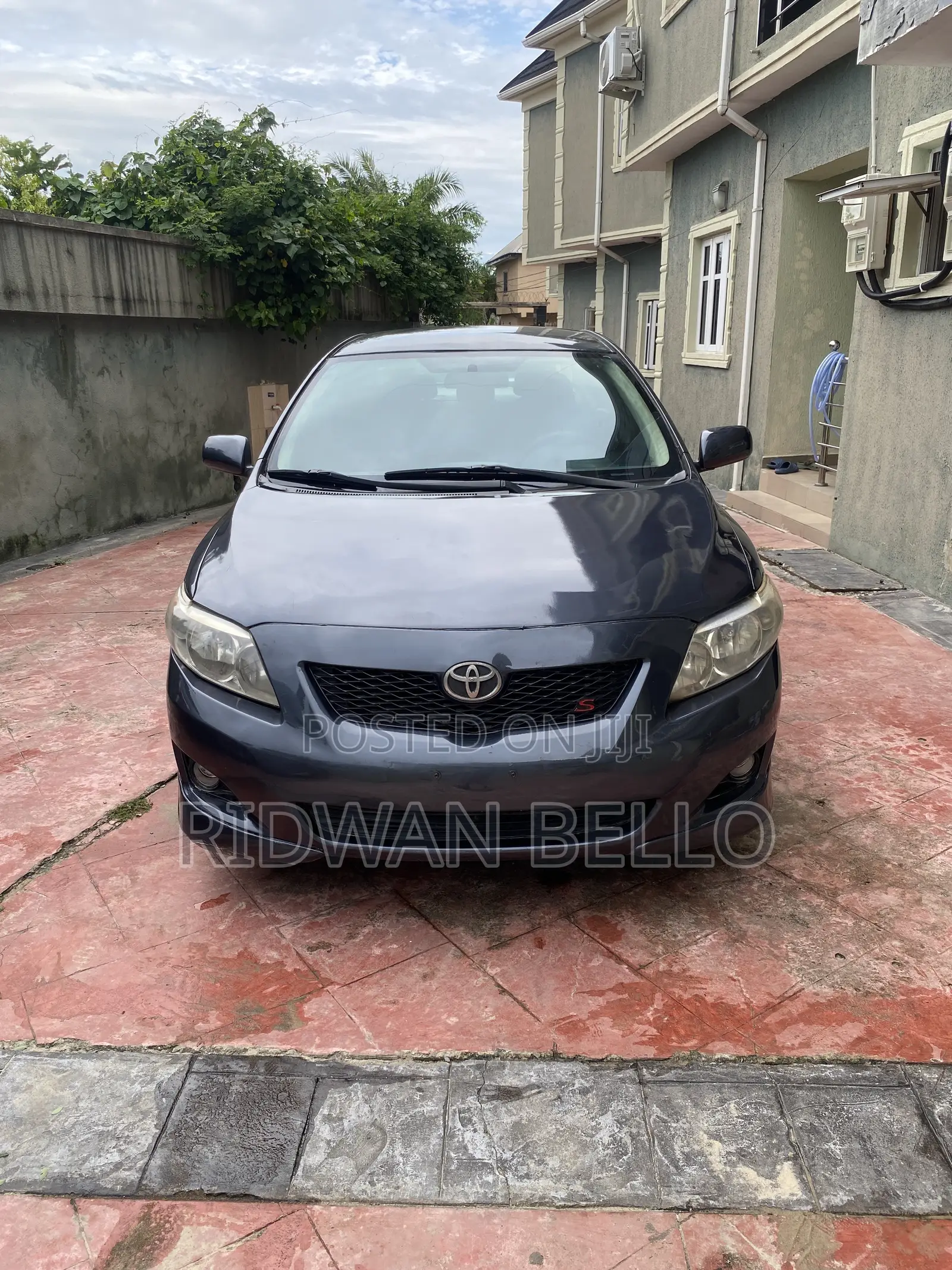 Toyota Corolla 2009 Gray