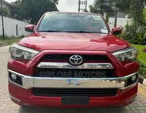 Toyota 4-Runner 2015 Red