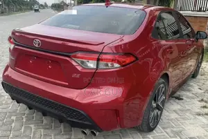 Toyota Corolla XSE 2020 Red