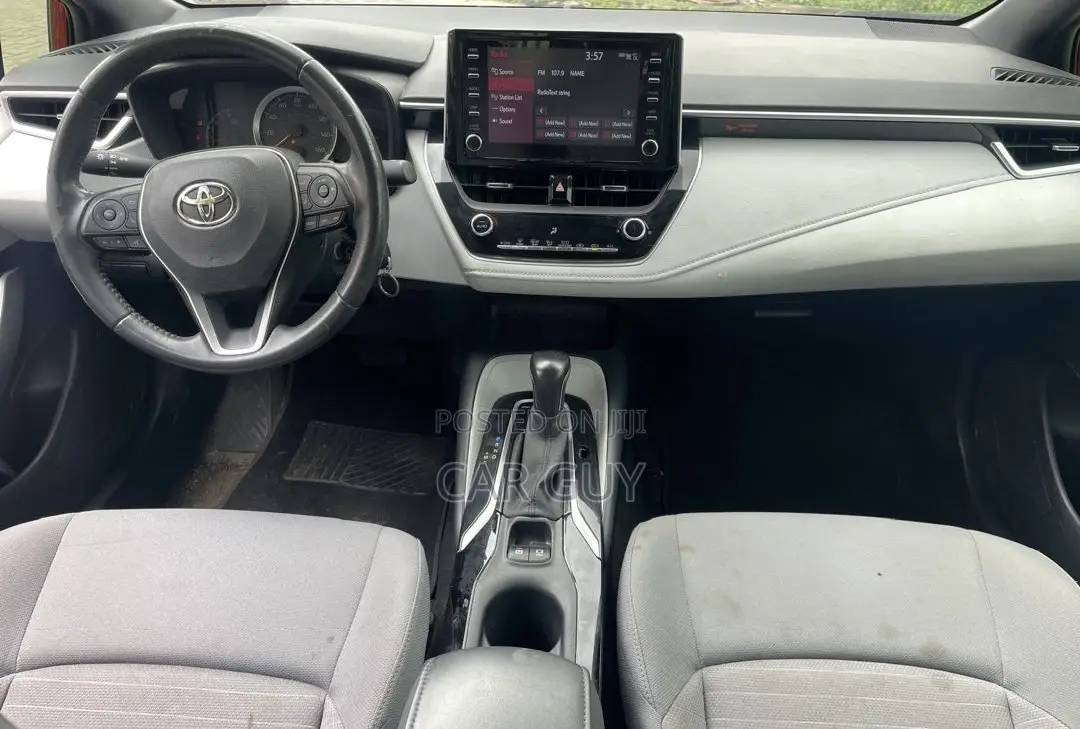 Toyota Corolla XSE 2020 Red