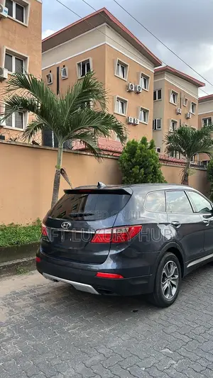 Hyundai Santa Fe 2016 Blue