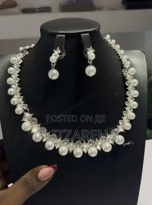 Simple Pearls Nd Sterling Silver Necklace And Earrings Set