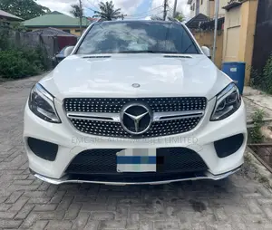 Mercedes-Benz GLE-Class GLE 400 4MATIC 2017 White