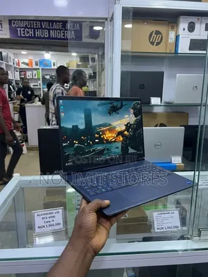 Laptop Dell 16GB Intel Core 7 SSD 1T