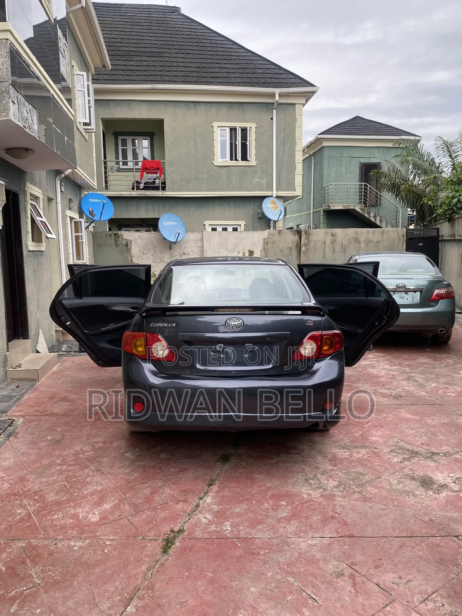 Toyota Corolla 2009 Gray