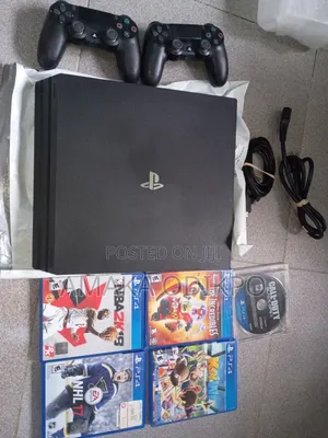 Ps4 Bundle- 2 Controllers, 5 Games