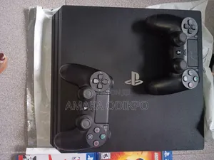 Ps4 Bundle- 2 Controllers, 5 Games