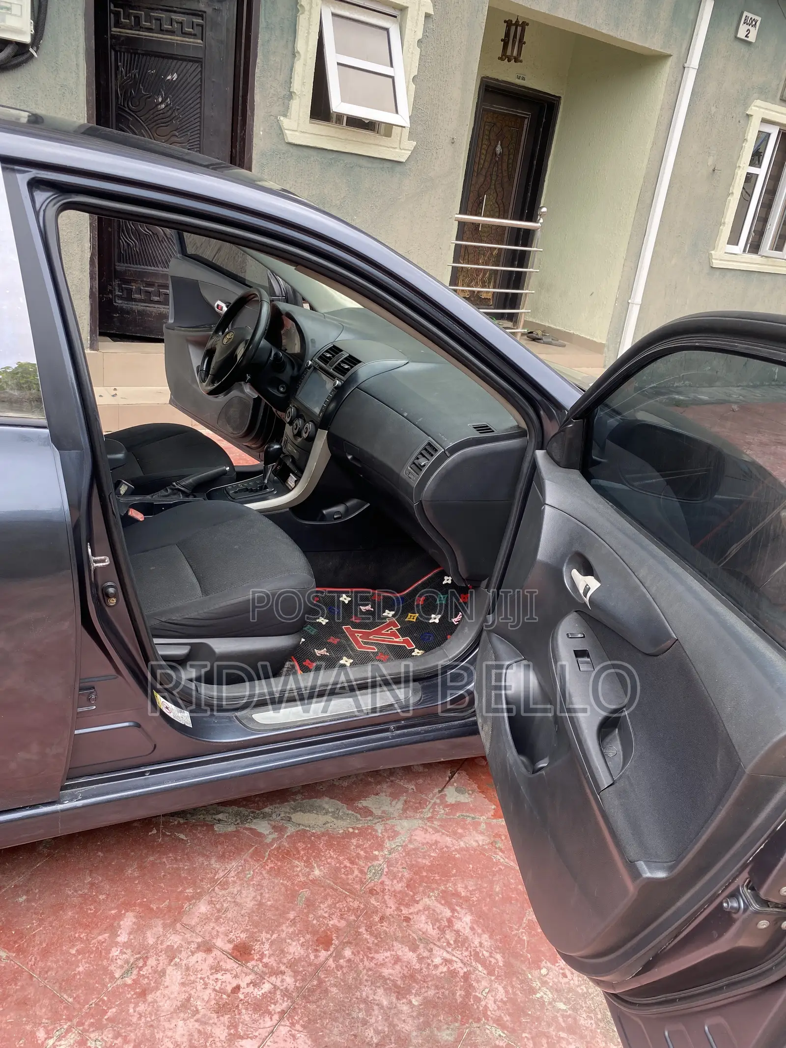 Toyota Corolla 2009 Gray