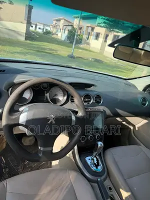 Peugeot 408 2016 Silver