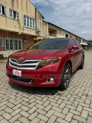 Toyota Venza 2011 Red