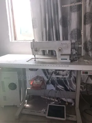 Industrial Sewing Machine