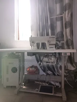Industrial Sewing Machine