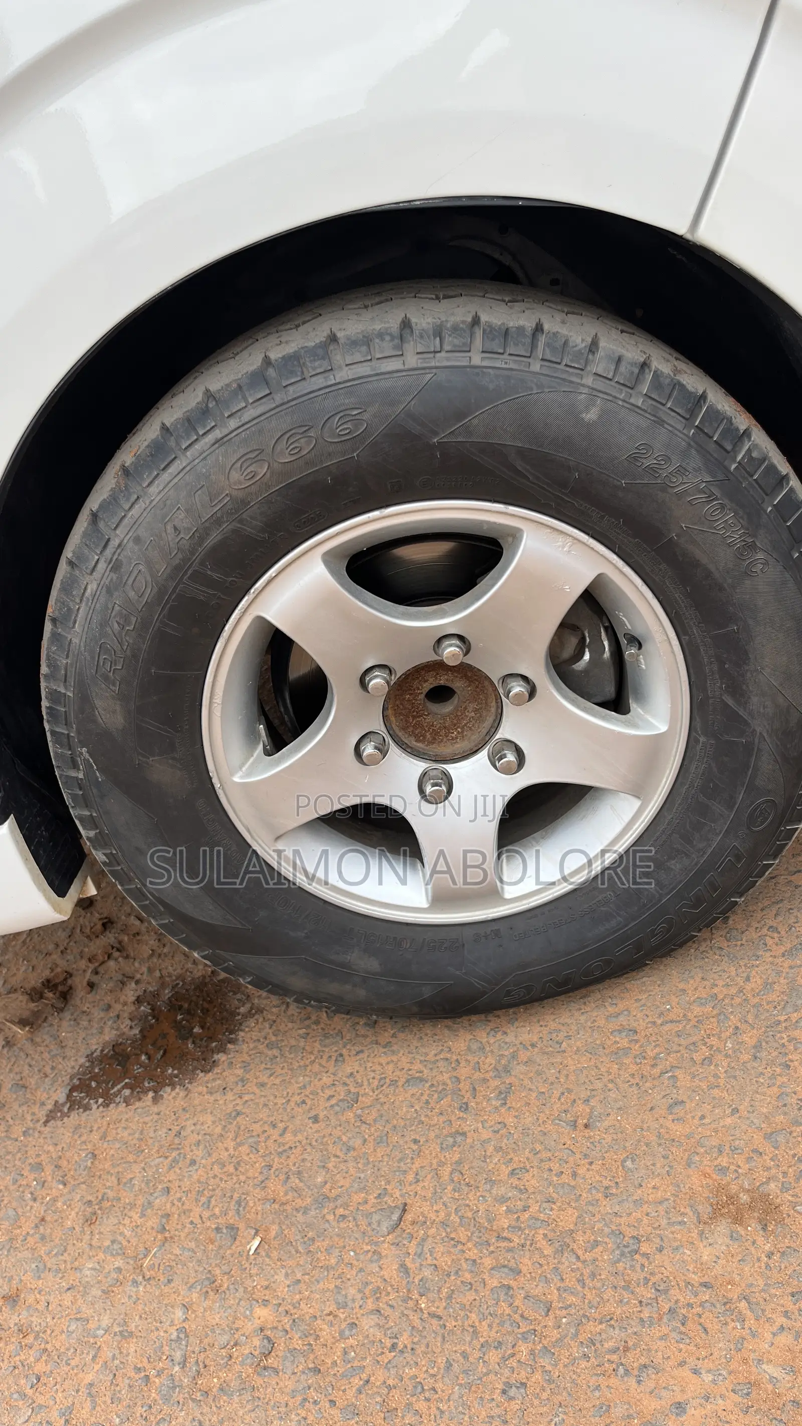 Toyota HiAce 2010 White