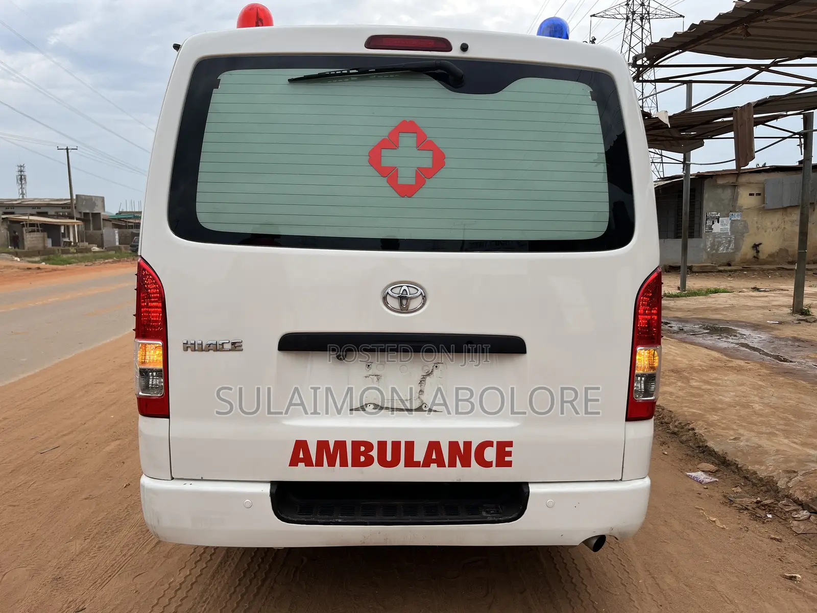 Toyota HiAce 2010 White