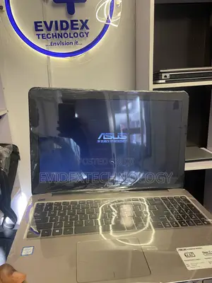 Laptop Asus X555LA 8GB Intel Core i5 SSD 256GB