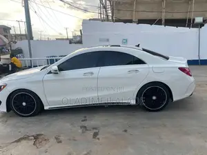 Mercedes-Benz CLA-Class CLA 250 4MATIC Sedan 2015 White
