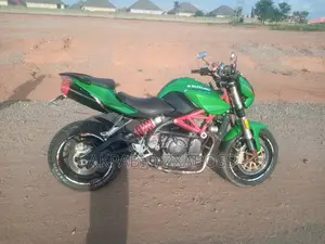Benelli TNT 2018 Green