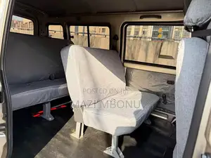 Wuling GL6509 2020 Gold