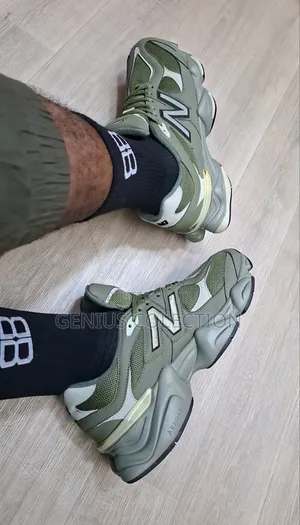 New Balance 9060