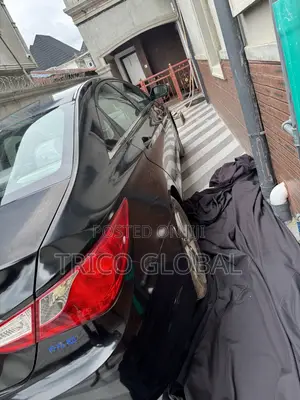 Hyundai Sonata GLS Sedan FWD (2.4L 4cyl 6A) 2012 Black