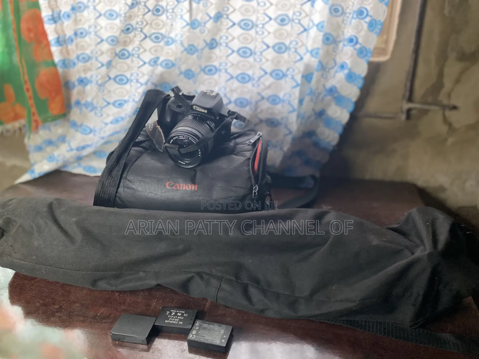Canon100dslr