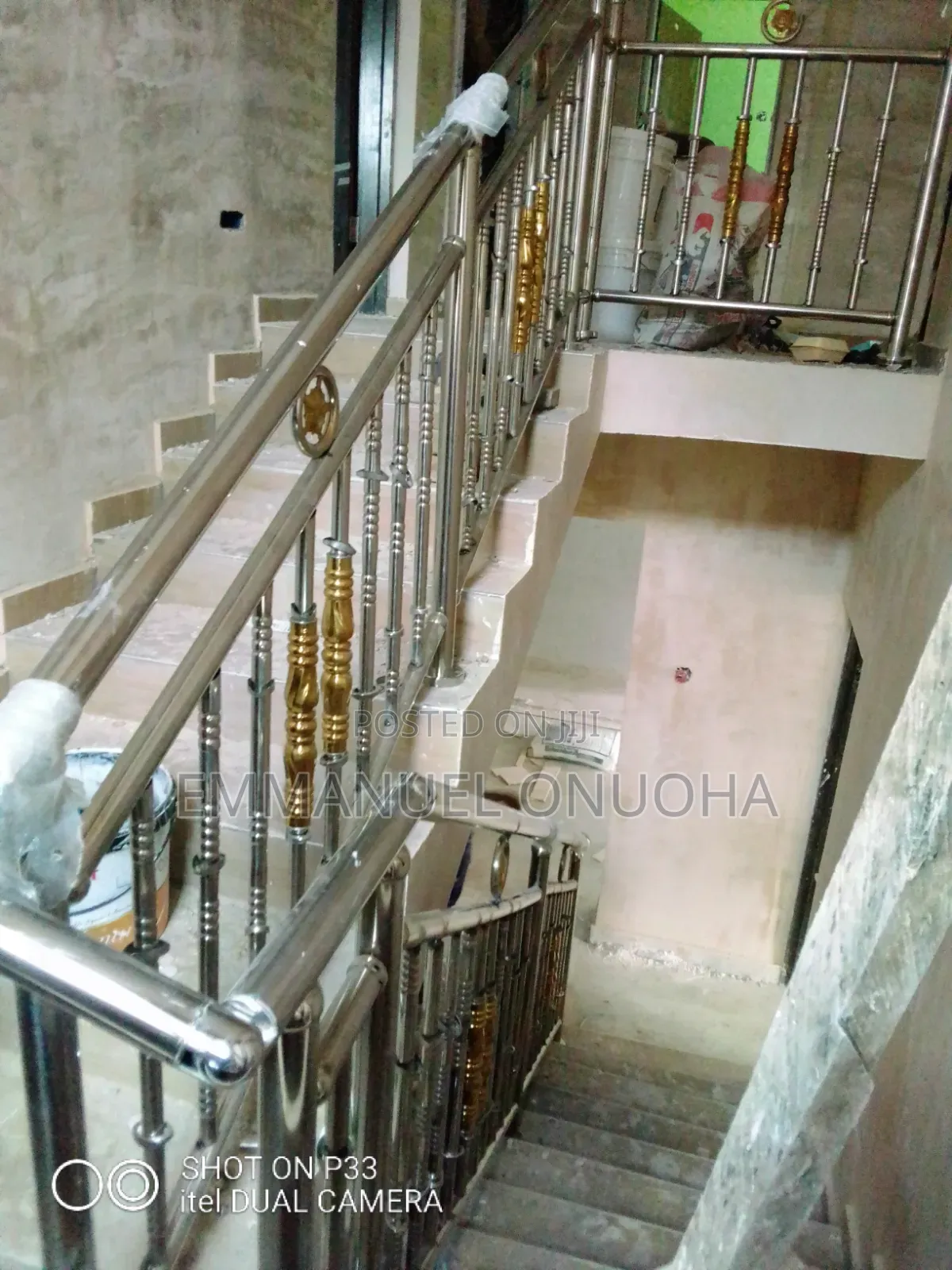 Polished Stainless Rail