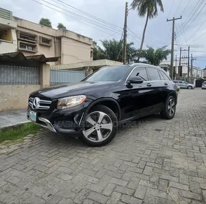 Mercedes-Benz GLC-Class 2017 Black